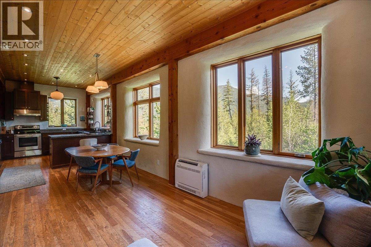 150 Suncrest Road, Pass Creek, British Columbia  V1N 4T5 - Photo 15 - 10389604