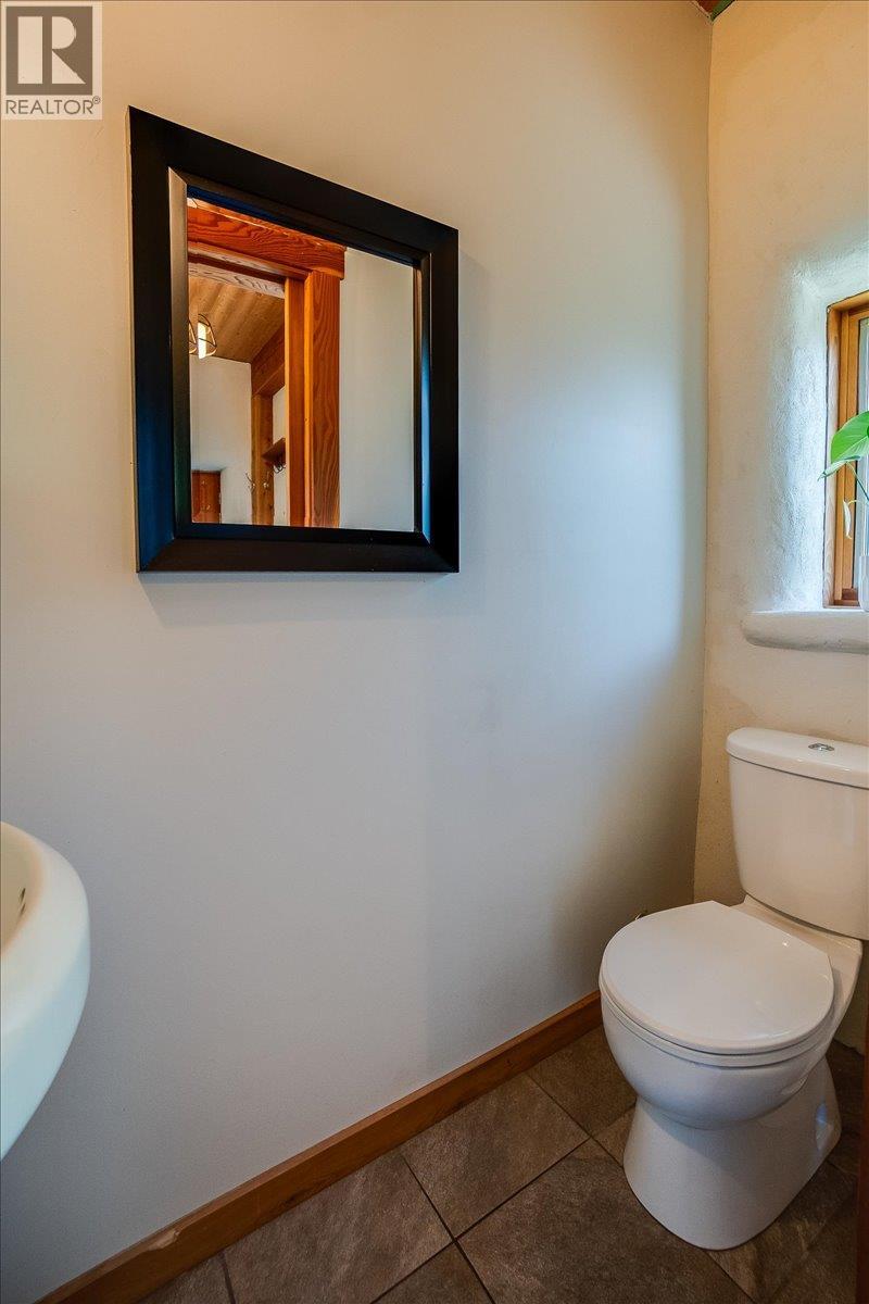 150 Suncrest Road, Pass Creek, British Columbia  V1N 4T5 - Photo 21 - 10389604
