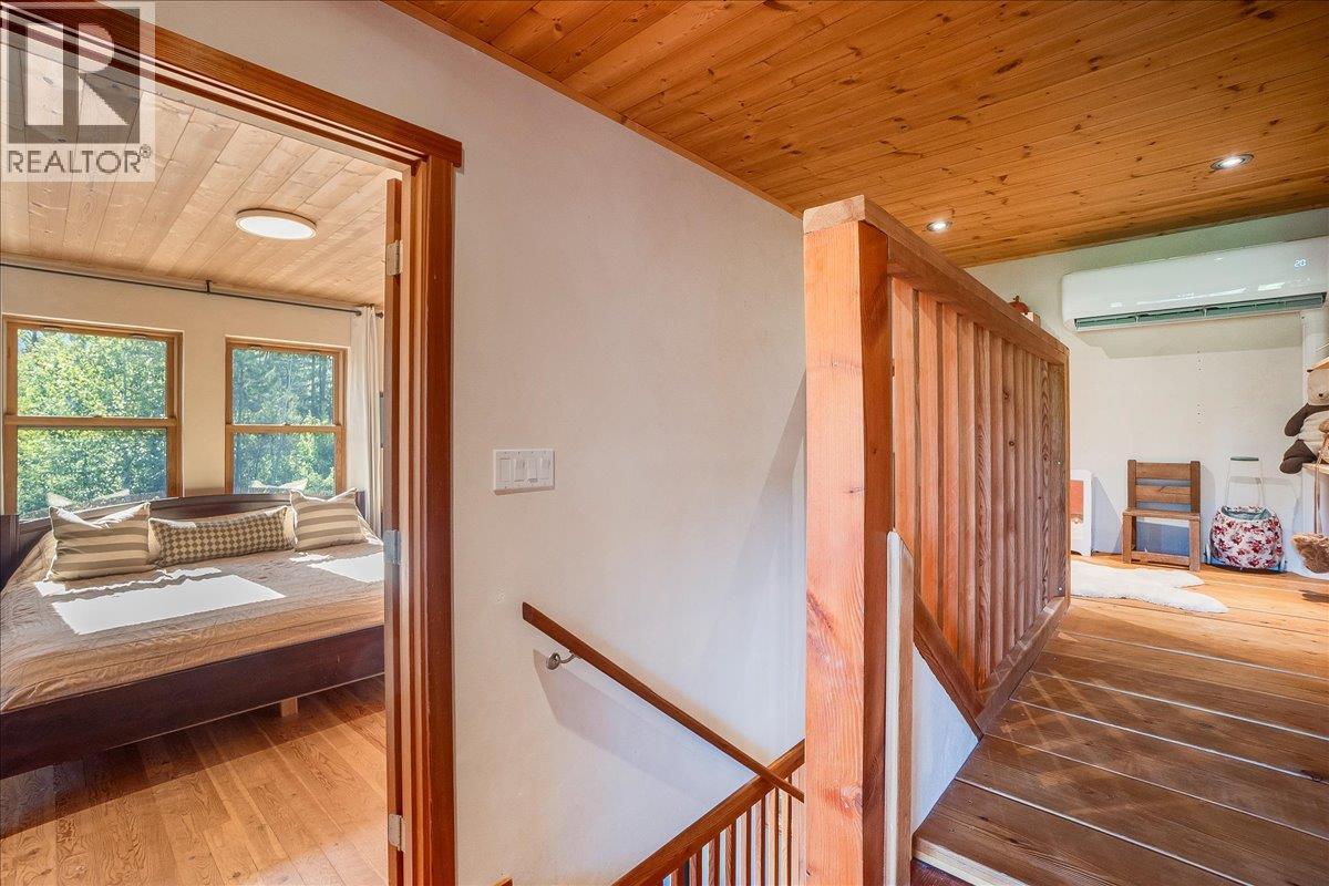 150 Suncrest Road, Pass Creek, British Columbia  V1N 4T5 - Photo 33 - 10389604