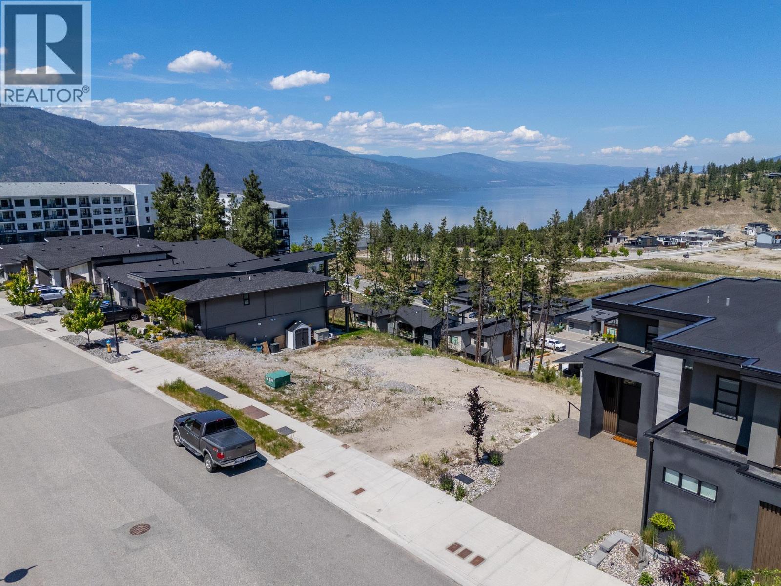 3183 Hilltown Drive, Kelowna, British Columbia  V1V 2R1 - Photo 13 - 10389781