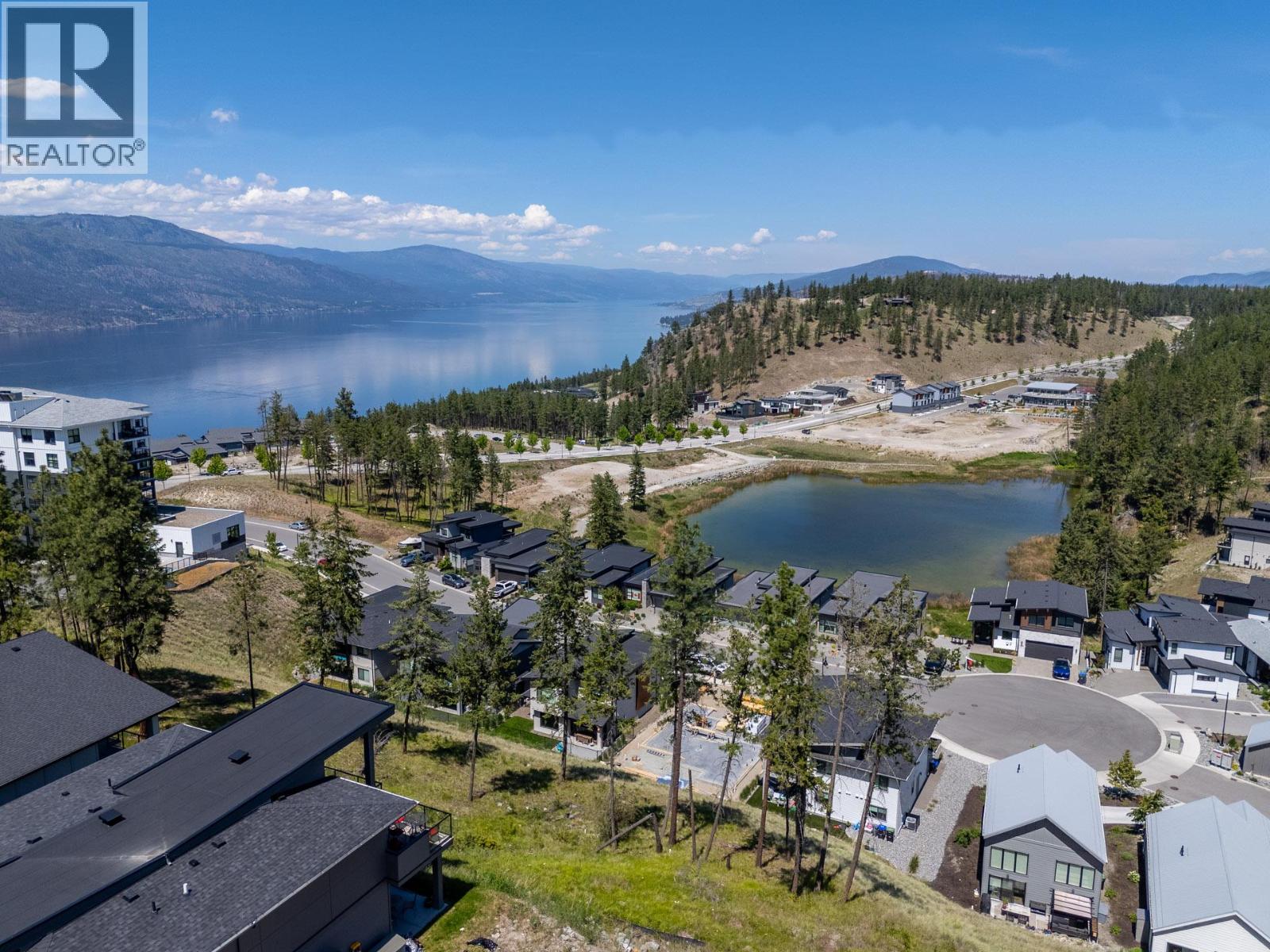 3183 Hilltown Drive, Kelowna, British Columbia  V1V 2R1 - Photo 2 - 10389781