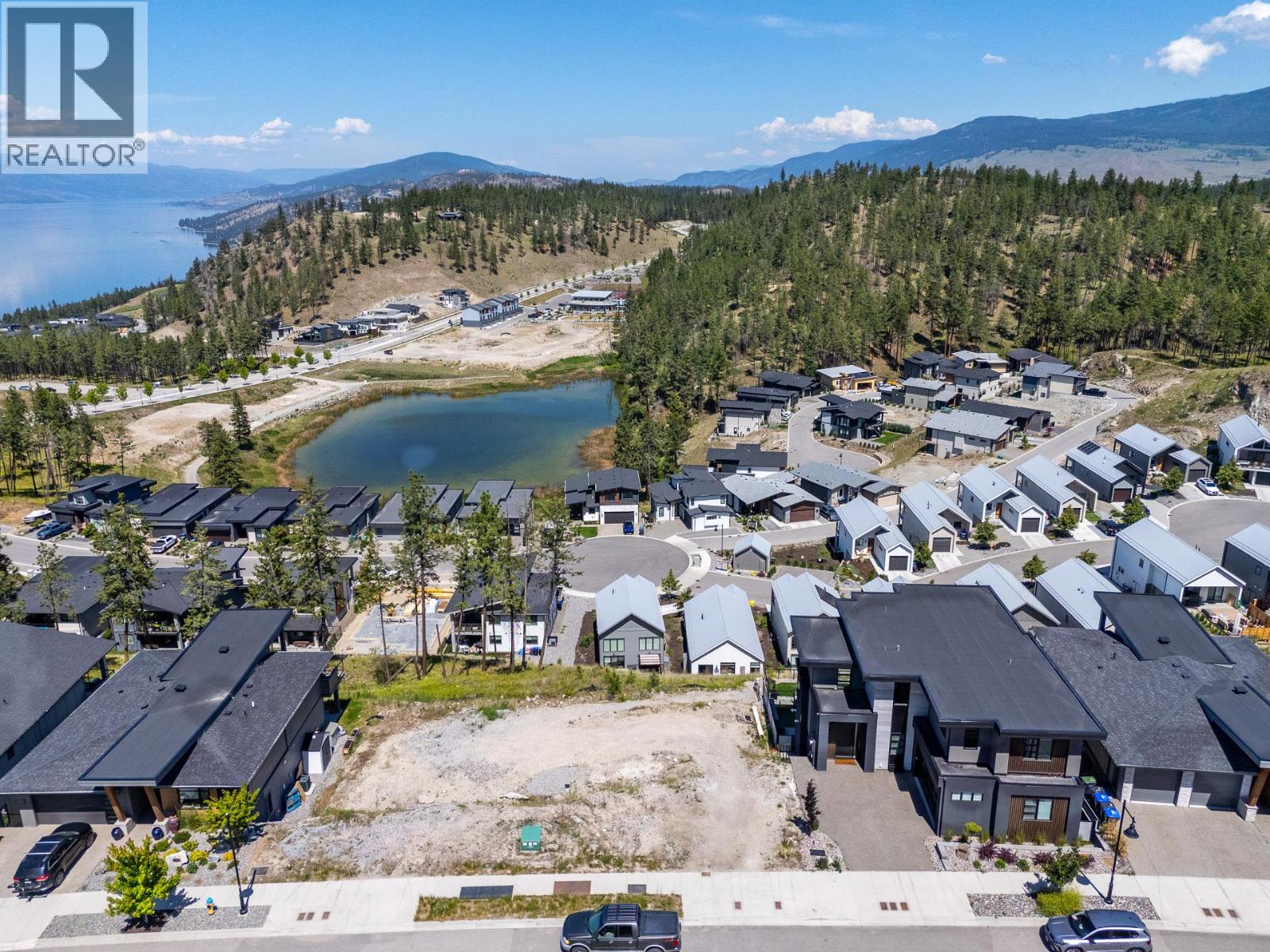 3183 Hilltown Drive, Kelowna, British Columbia  V1V 2R1 - Photo 3 - 10389781
