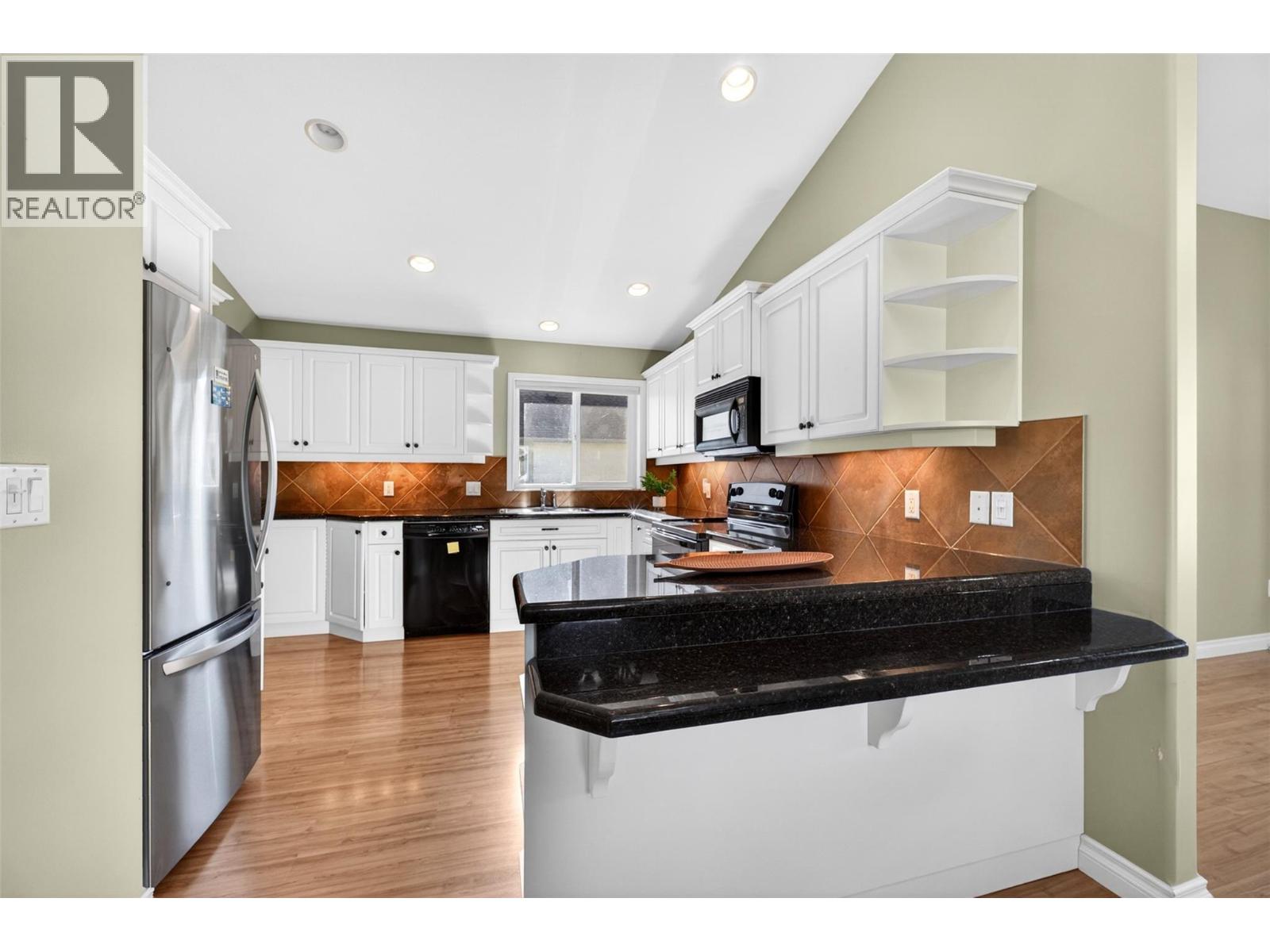 1231 10 Street Sw Unit# 5, Salmon Arm, British Columbia  V1E 0A5 - Photo 26 - 10389510