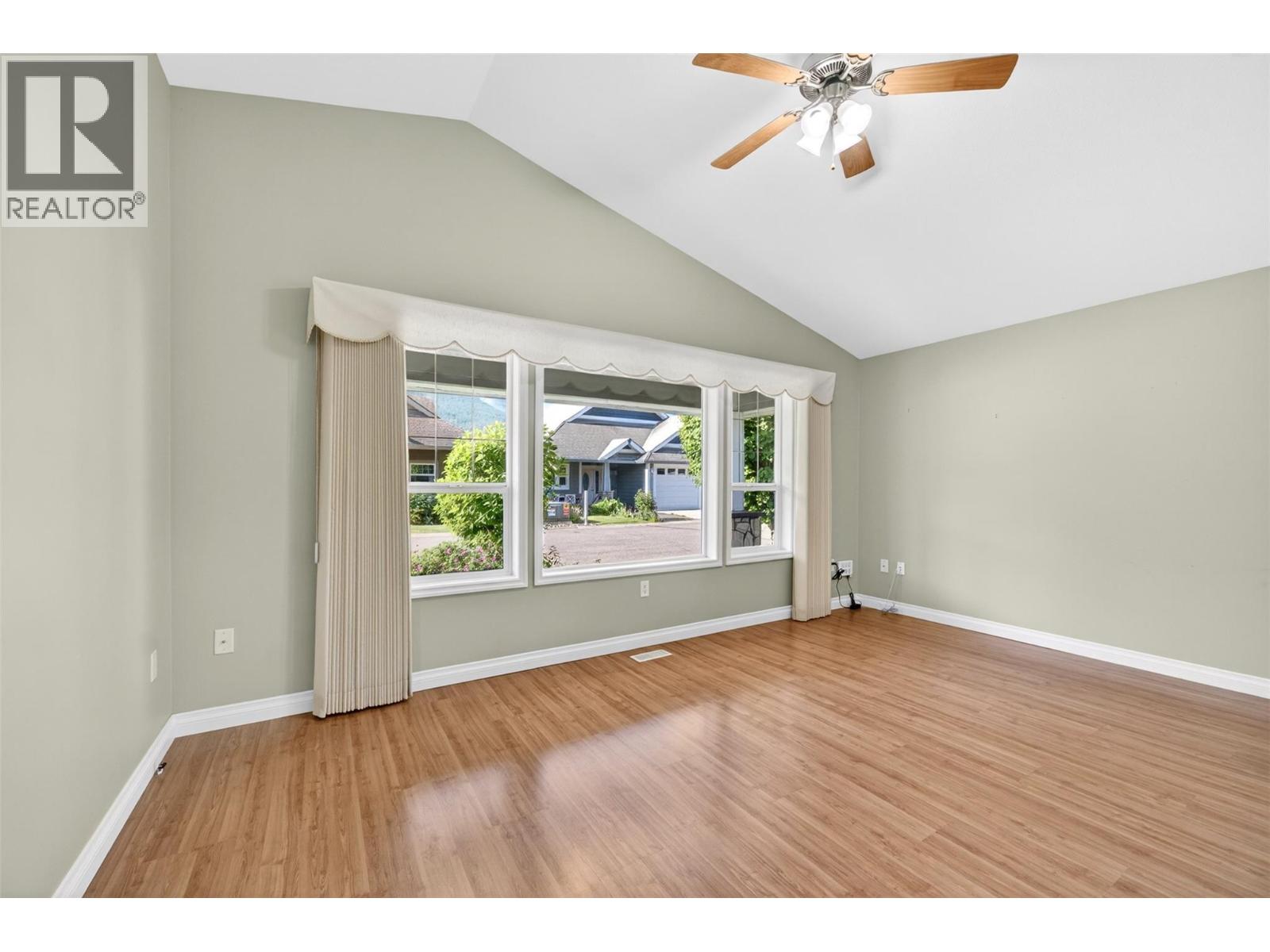 1231 10 Street Sw Unit# 5, Salmon Arm, British Columbia  V1E 0A5 - Photo 30 - 10389510
