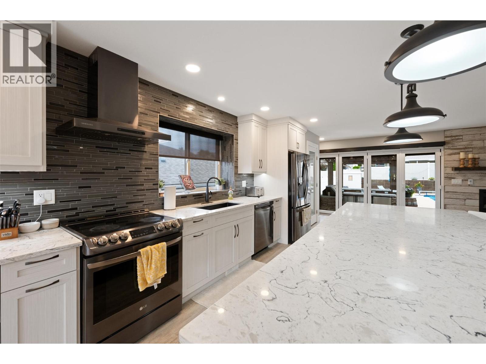 12104 Golf Course Drive, Osoyoos, British Columbia  V0H 1V4 - Photo 19 - 10388857