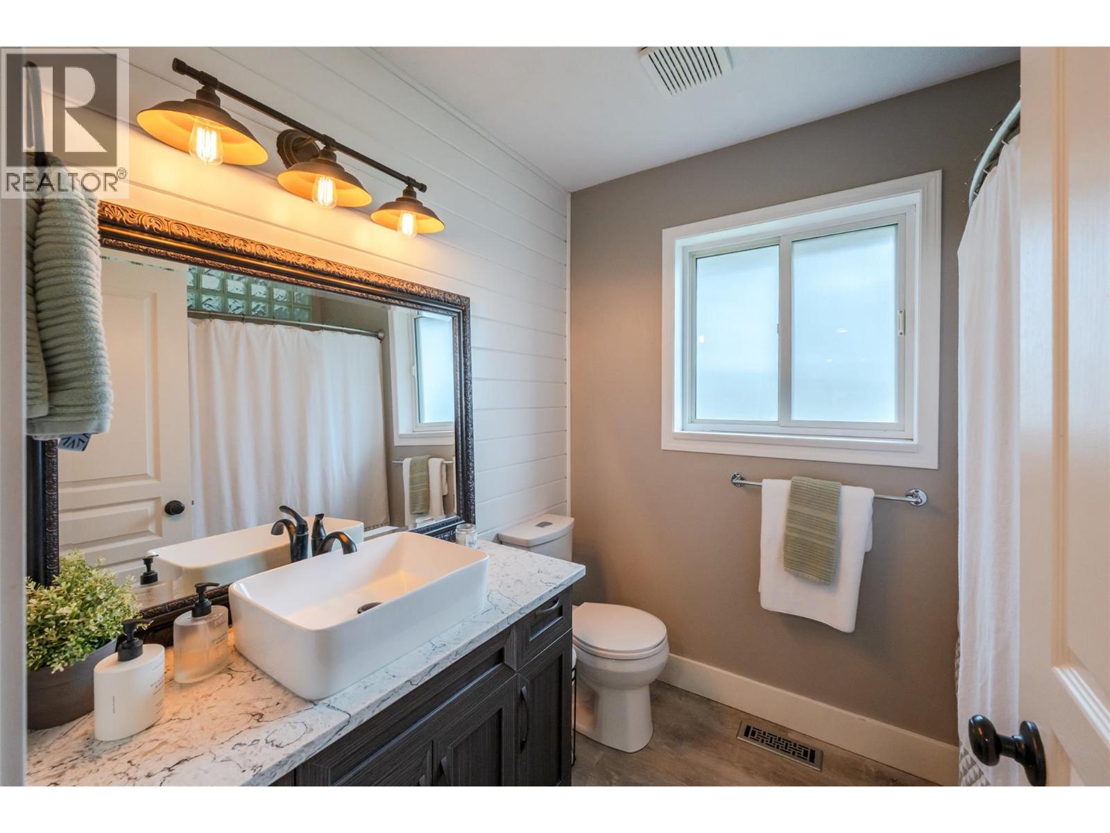 12104 Golf Course Drive, Osoyoos, British Columbia  V0H 1V4 - Photo 29 - 10388857