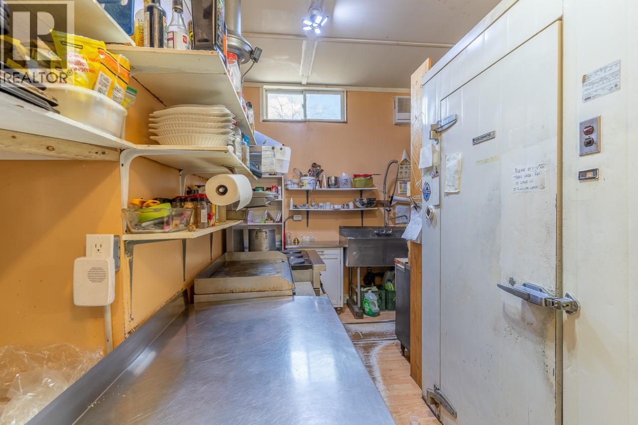 3705 Riverview Avenue, Ashcroft, British Columbia  V0K 2L0 - Photo 10 - 10389719