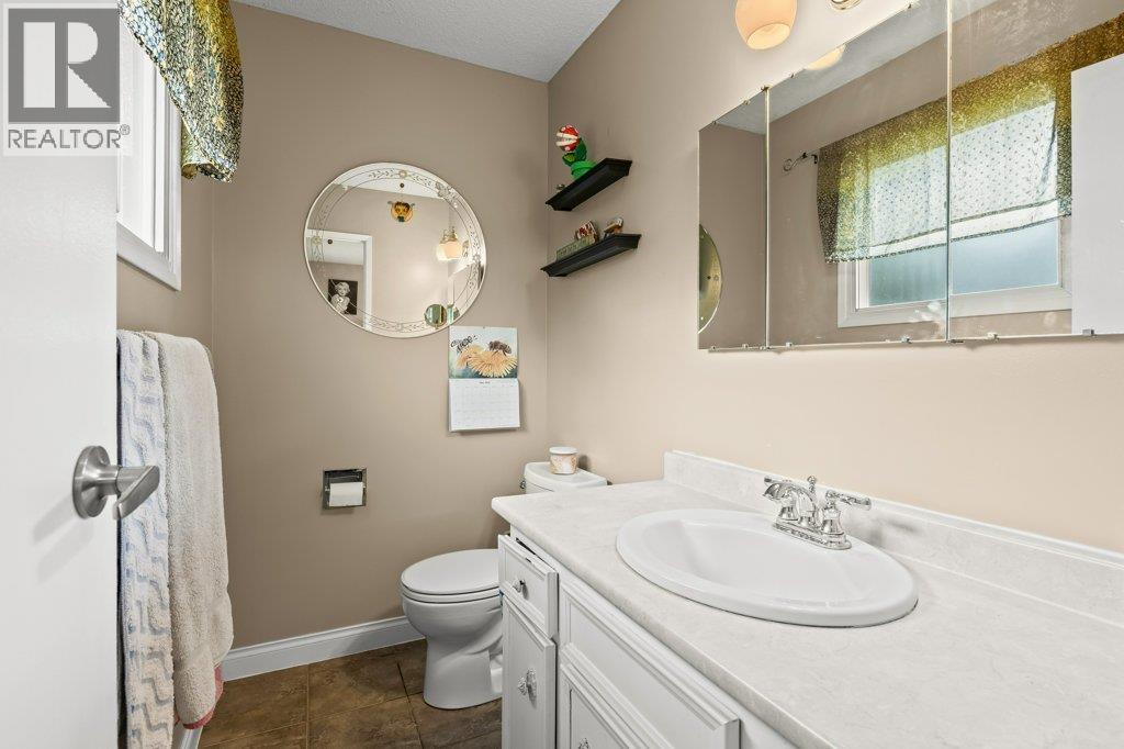 900 Hickory Road, Kelowna, British Columbia  V1X 4K7 - Photo 23 - 10389094