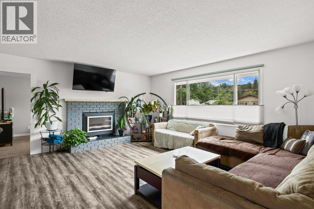 900 Hickory Road, Kelowna, British Columbia  V1X 4K7 - Photo 9 - 10389094