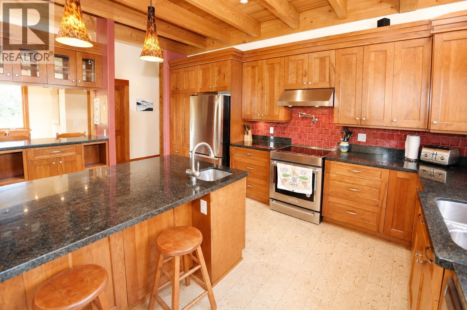 4515 Beasley West Road, Nelson, British Columbia  V0G 2G2 - Photo 27 - 10389634