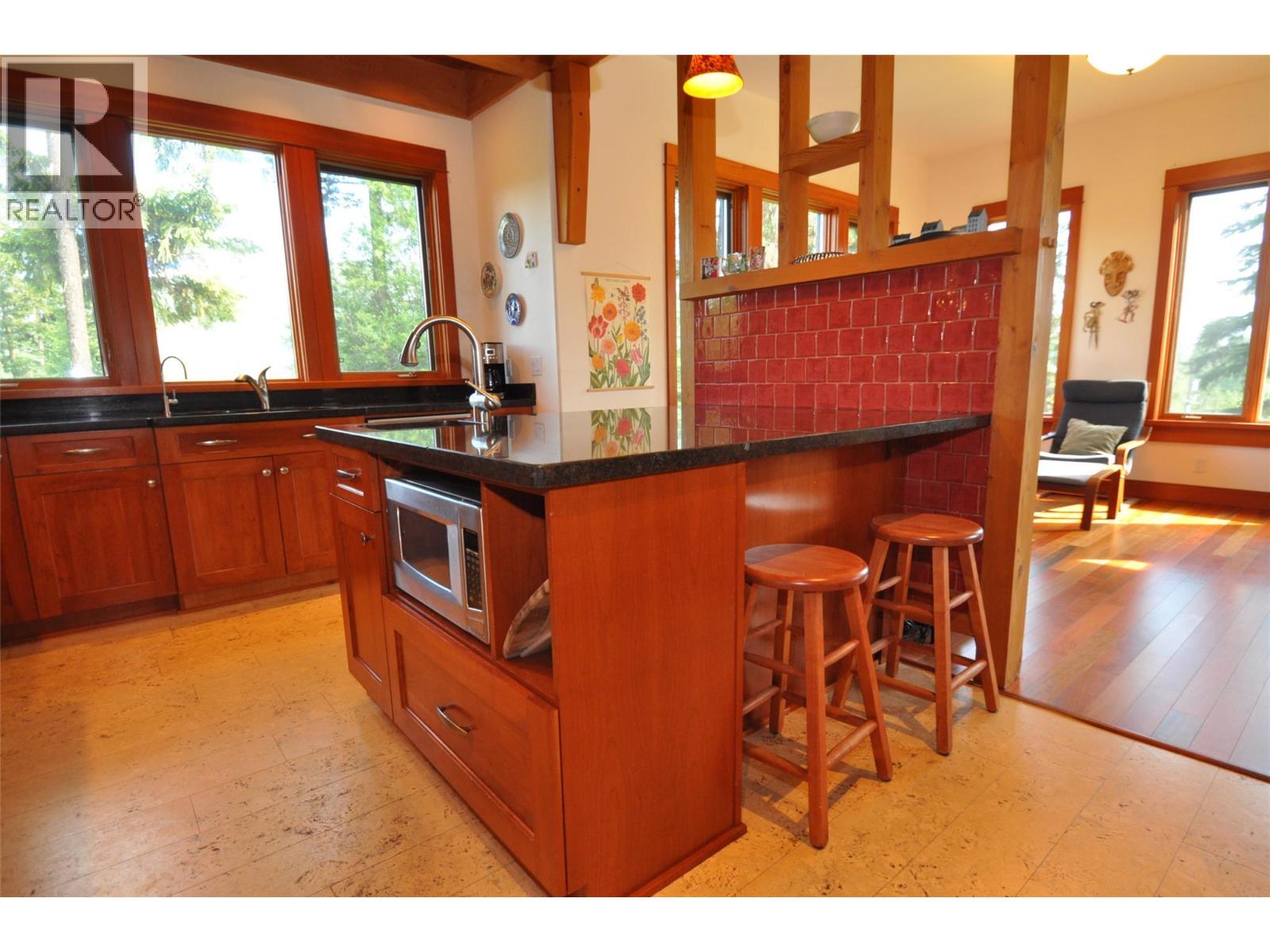 4515 Beasley West Road, Nelson, British Columbia  V0G 2G2 - Photo 30 - 10389634