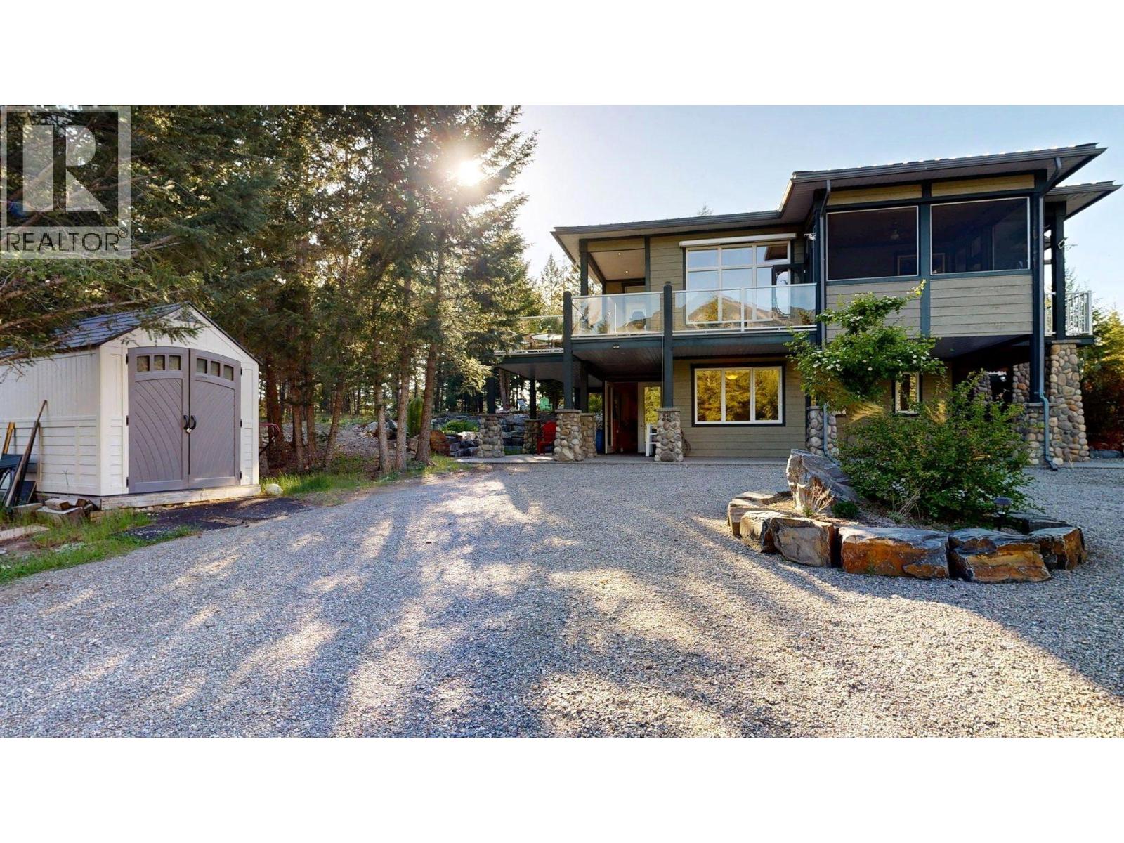 9395 Pinto Road, Invermere, British Columbia  V0A 1K2 - Photo 4 - 10389563