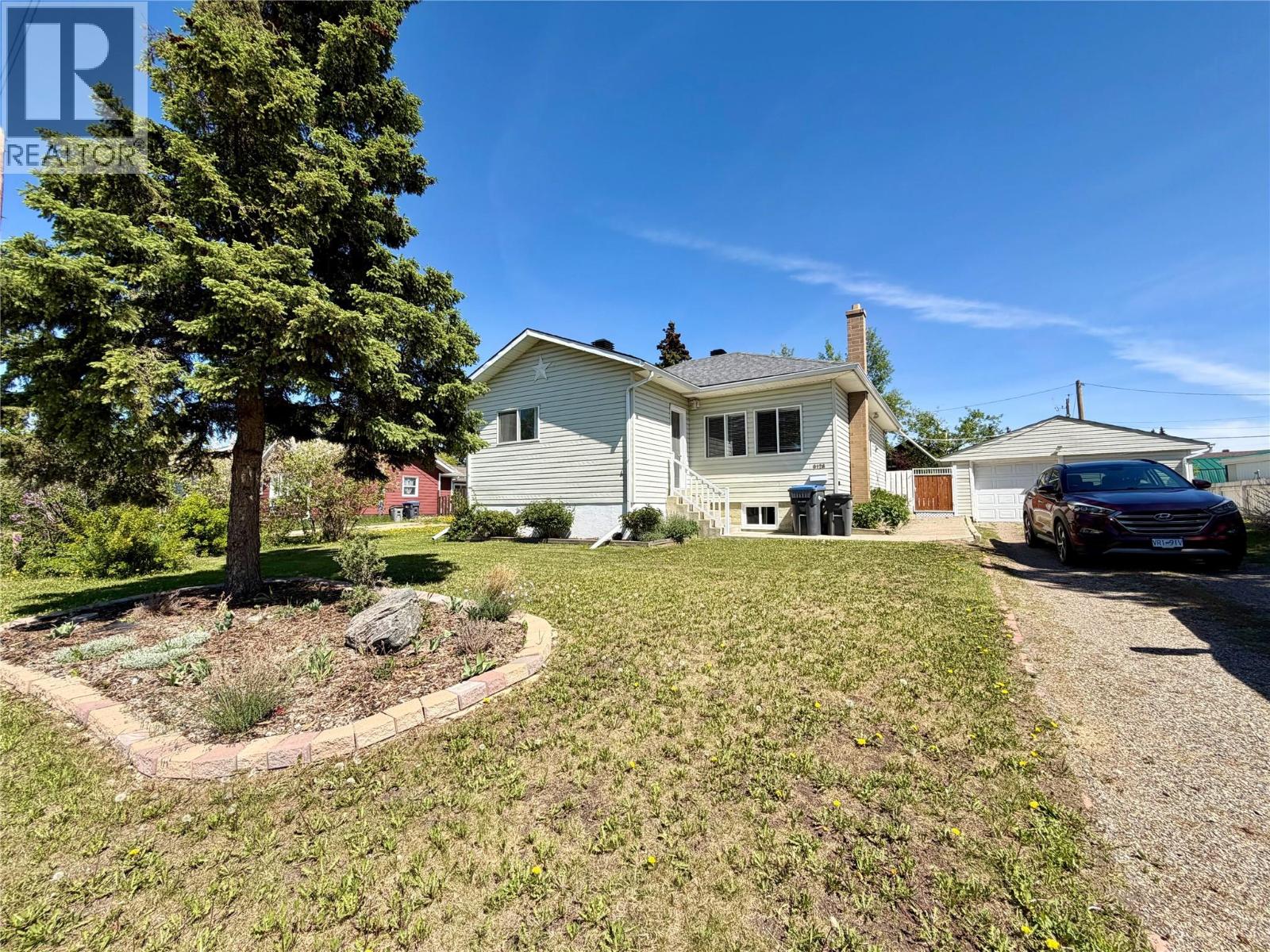 9128 8 Street, Dawson Creek, British Columbia  V1G 3N4 - Photo 1 - 10389787