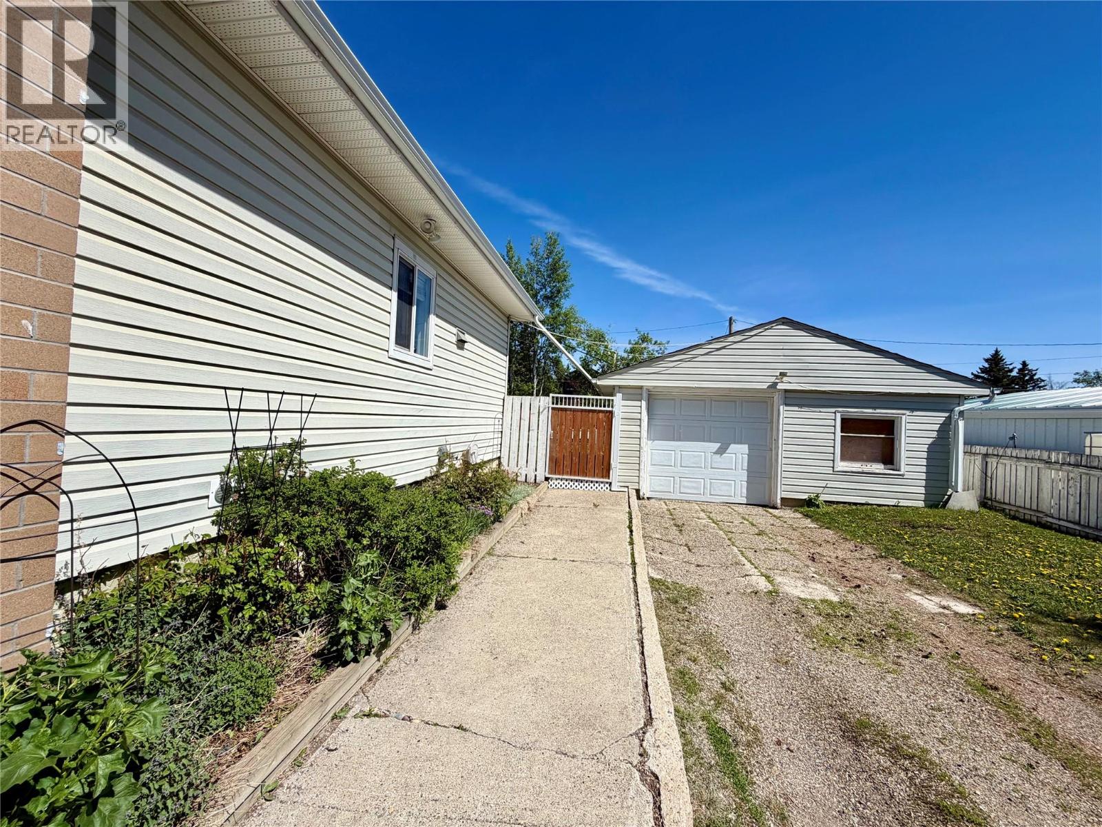 9128 8 Street, Dawson Creek, British Columbia  V1G 3N4 - Photo 37 - 10389787