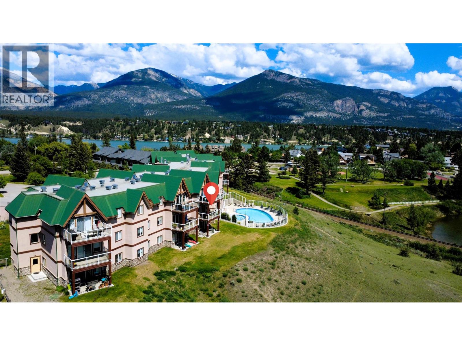 701 14a Crescent Unit# 219 I, Invermere, British Columbia  V0A 1K0 - Photo 2 - 10389701
