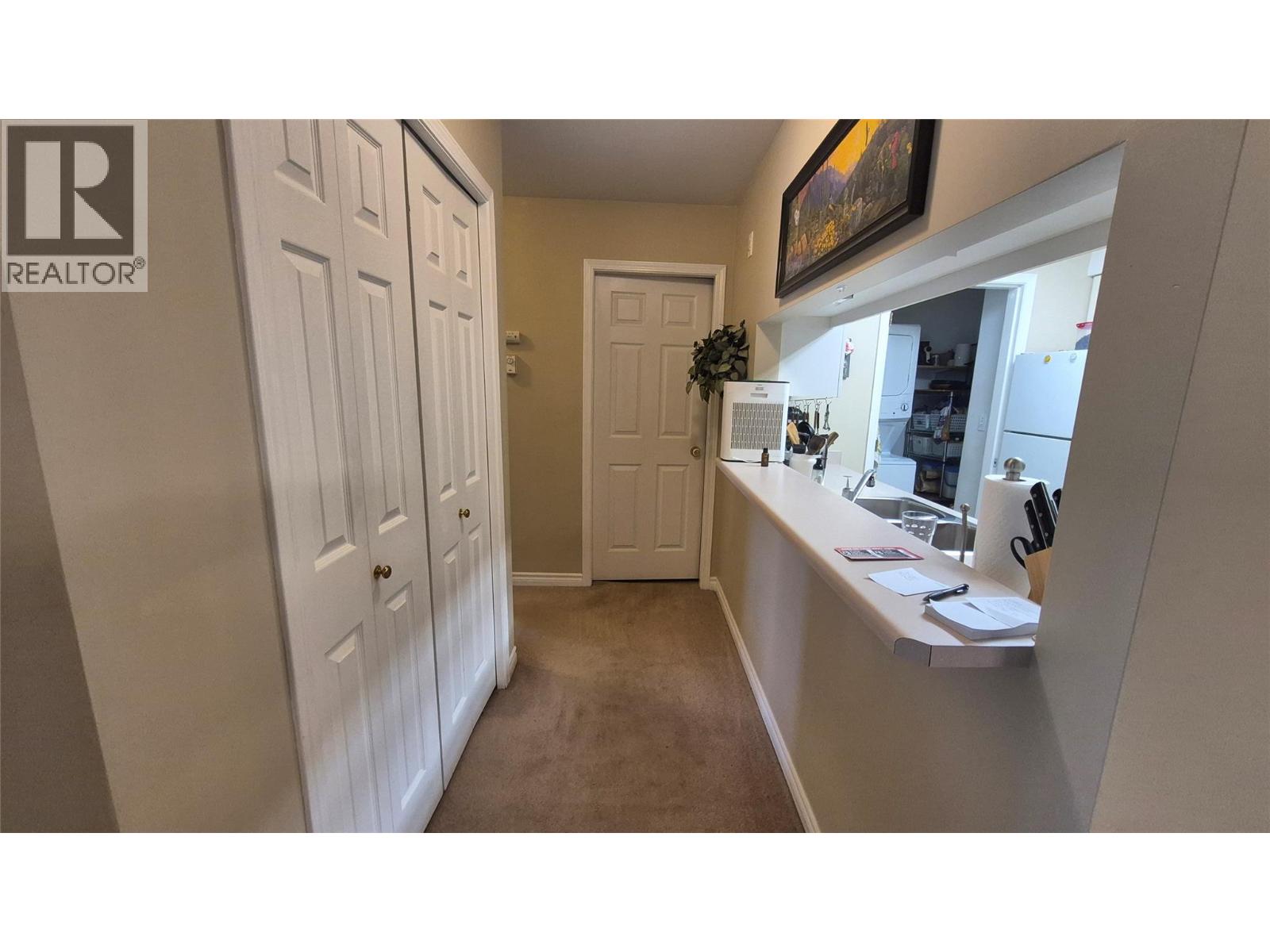 650 3 Street Sw Unit# 404, Salmon Arm, British Columbia  V1E 1P6 - Photo 11 - 10389845