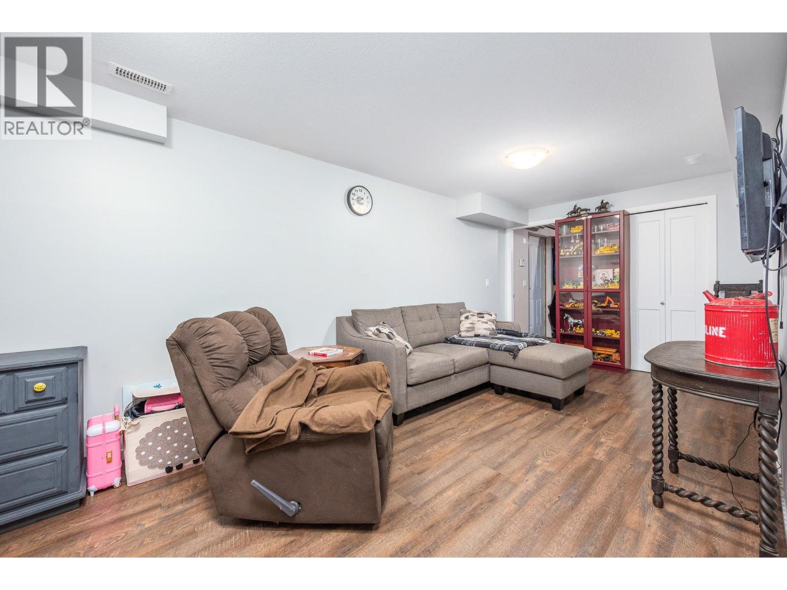6596 Lavington Way, Coldstream, British Columbia  V1B 3G5 - Photo 21 - 10389658