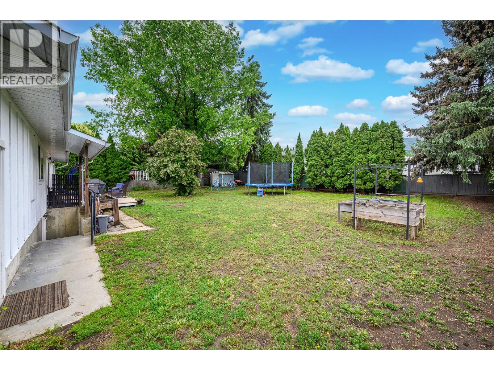 6596 Lavington Way, Coldstream, British Columbia  V1B 3G5 - Photo 34 - 10389658