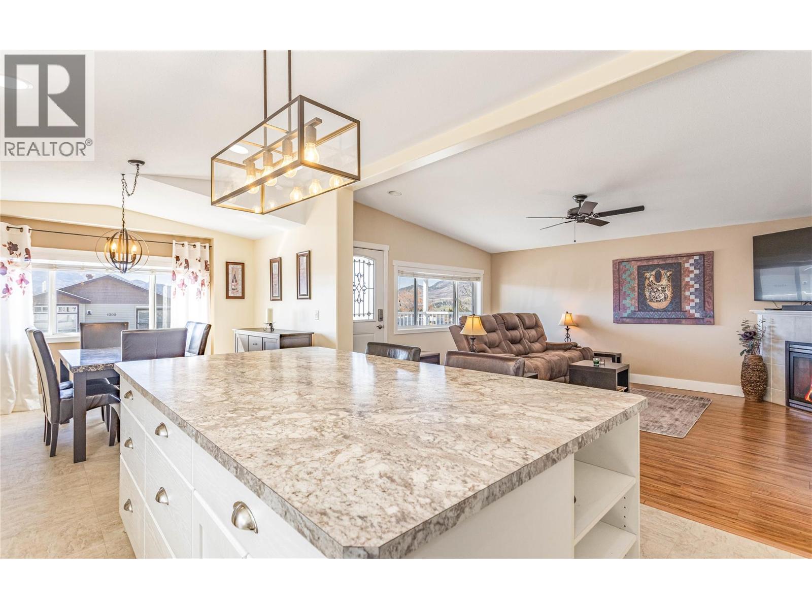 2440 Old Okanagan Highway Unit# 1303, Westbank, British Columbia  V4T 3A2 - Photo 11 - 10389567