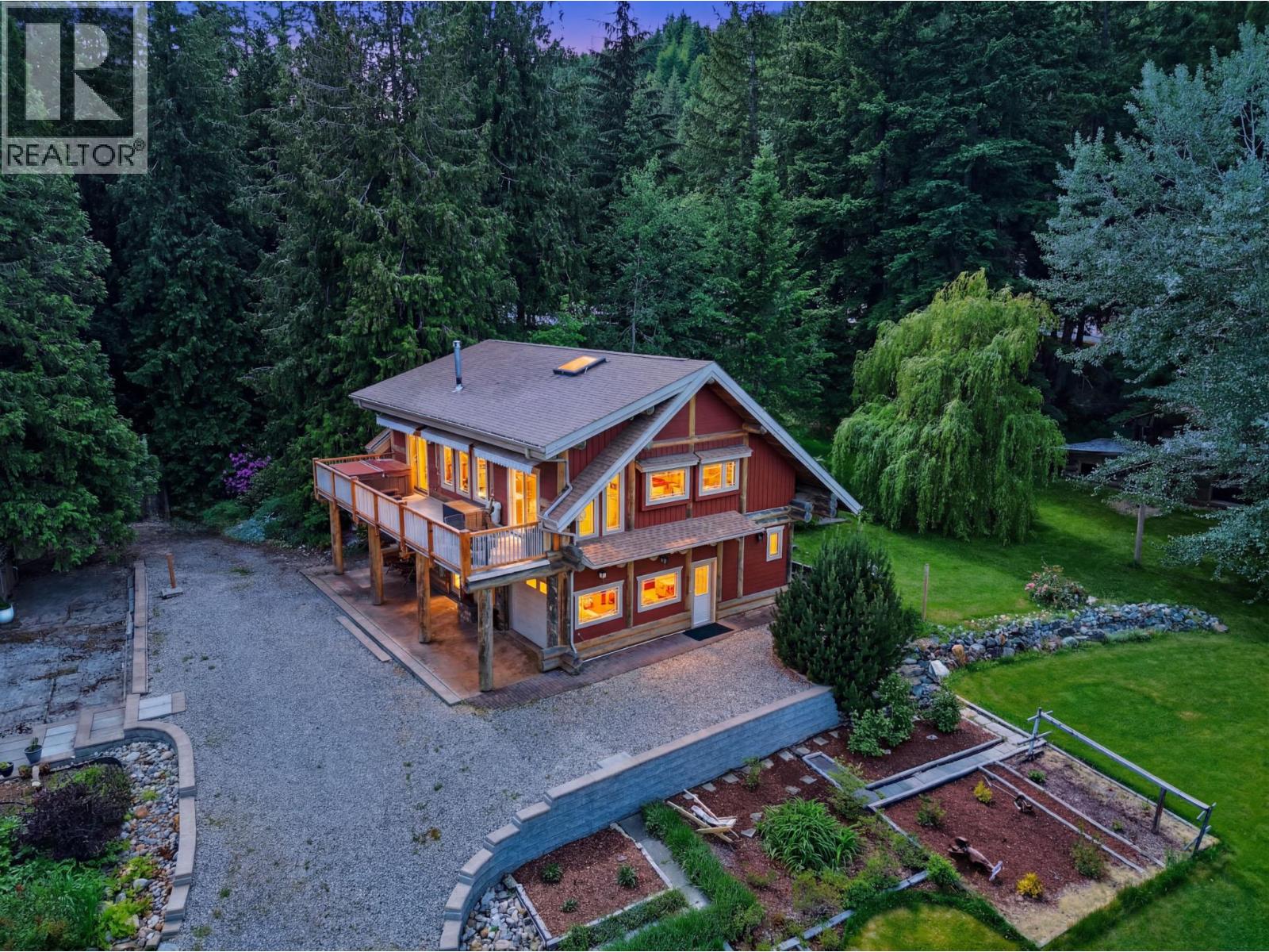 2030 Solsqua-Sicamous Road, Sicamous, British Columbia  V0E 2V4 - Photo 1 - 10389511