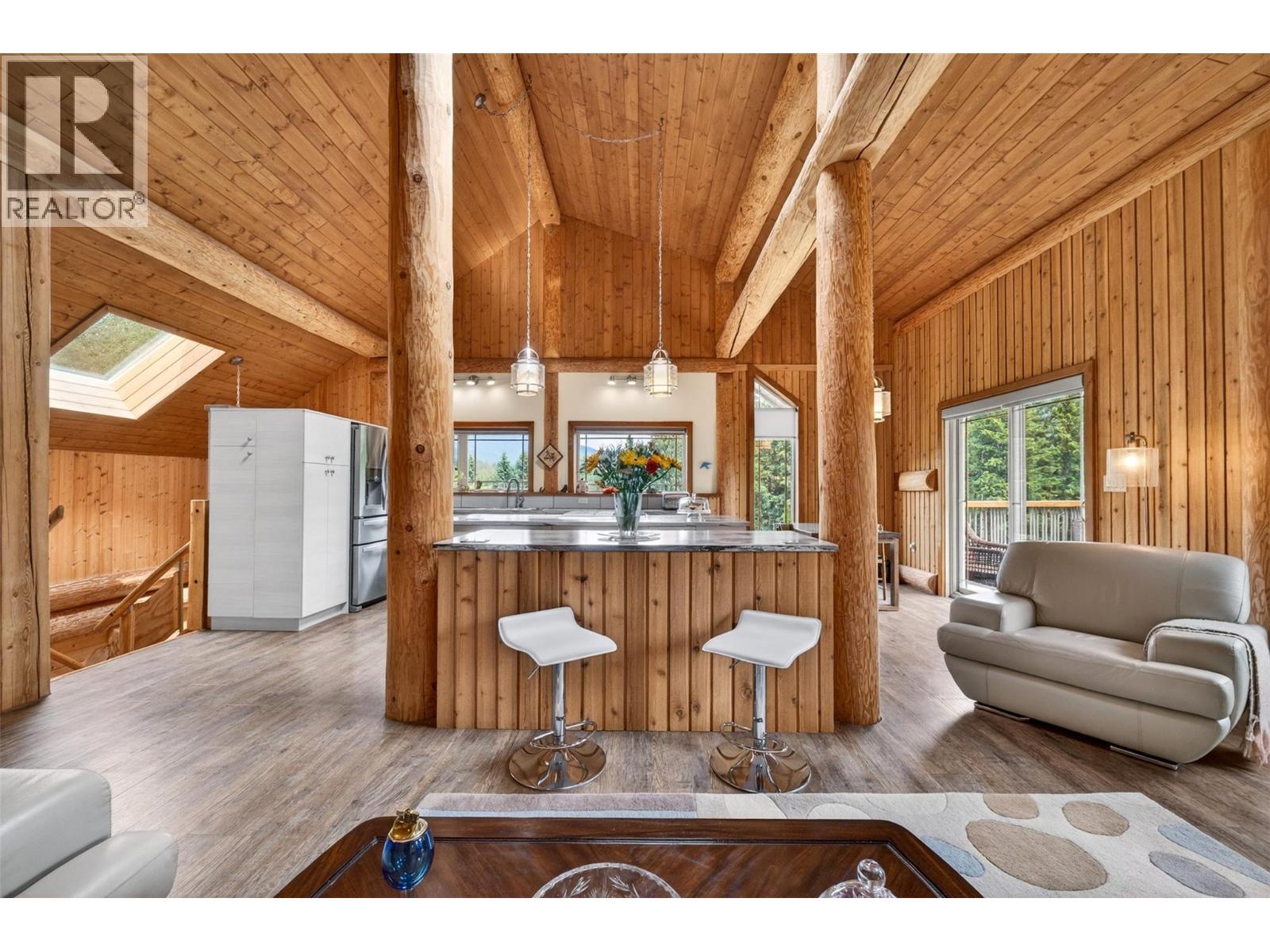 2030 Solsqua-Sicamous Road, Sicamous, British Columbia  V0E 2V4 - Photo 24 - 10389511