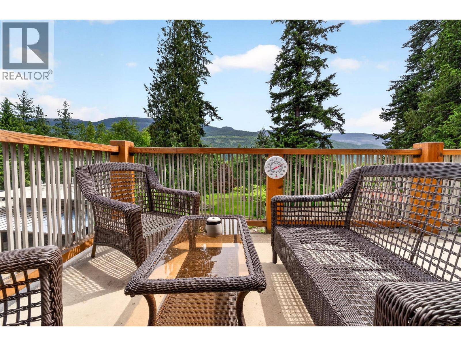 2030 Solsqua-Sicamous Road, Sicamous, British Columbia  V0E 2V4 - Photo 25 - 10389511