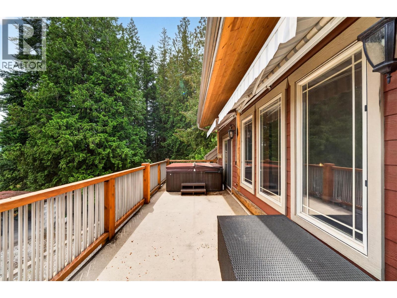 2030 Solsqua-Sicamous Road, Sicamous, British Columbia  V0E 2V4 - Photo 26 - 10389511
