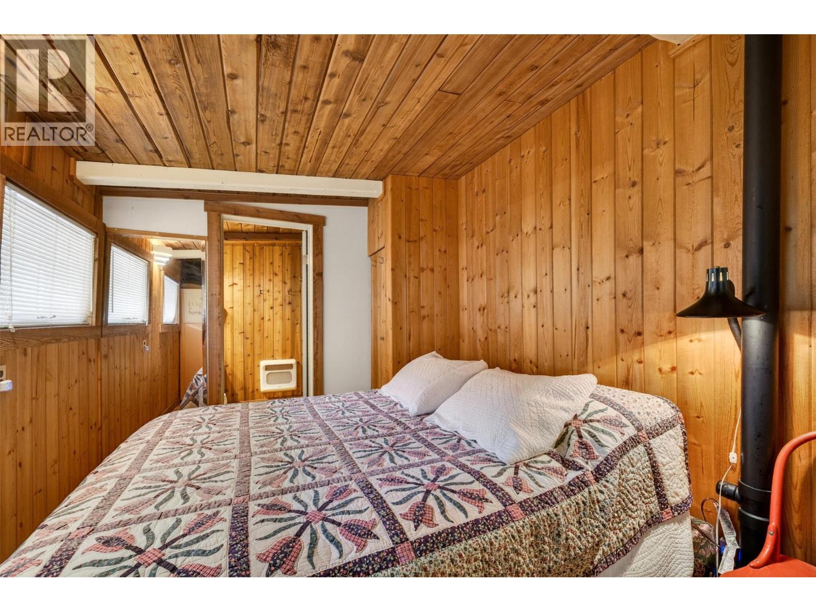 2030 Solsqua-Sicamous Road, Sicamous, British Columbia  V0E 2V4 - Photo 31 - 10389511