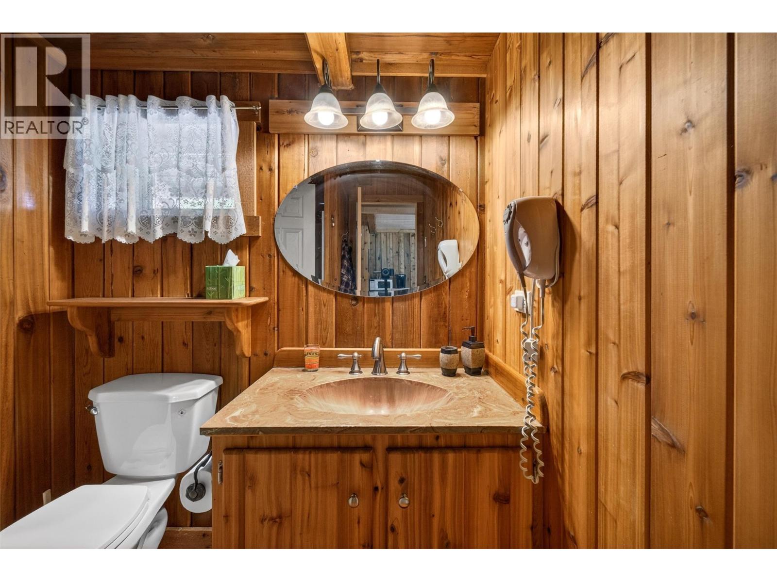 2030 Solsqua-Sicamous Road, Sicamous, British Columbia  V0E 2V4 - Photo 33 - 10389511