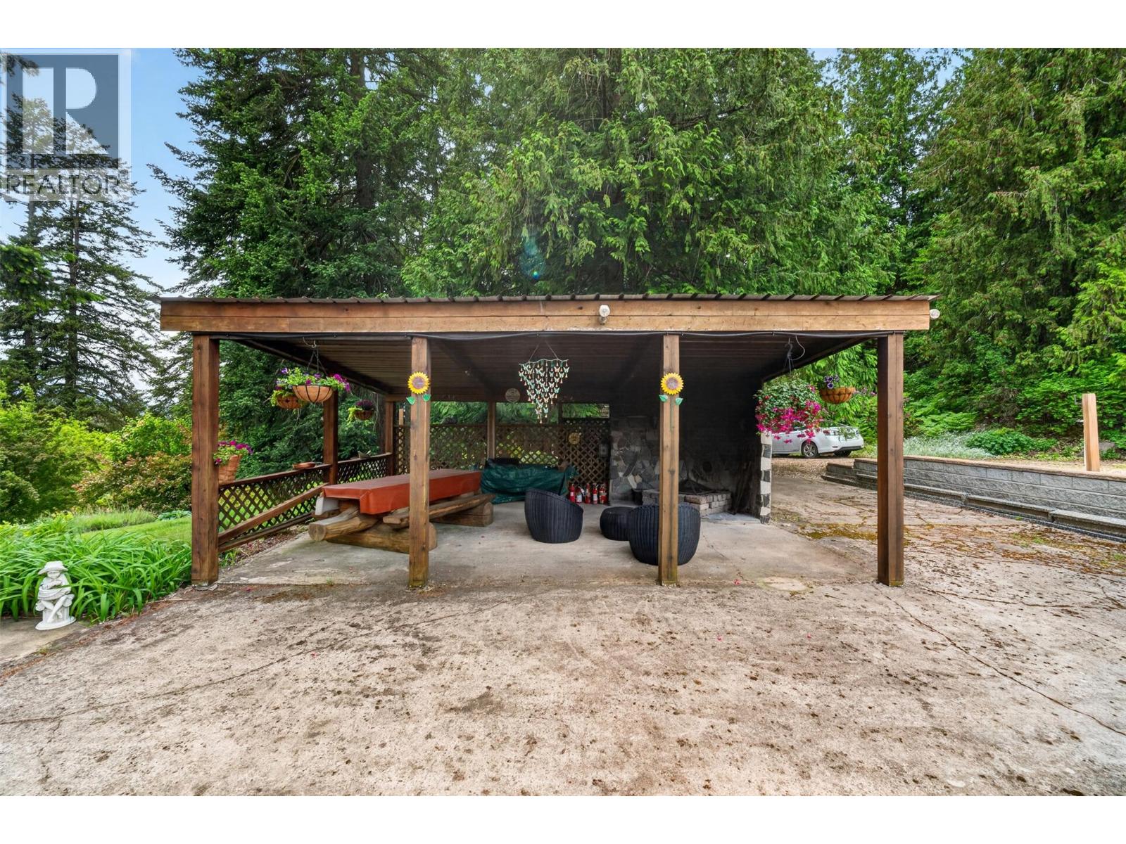 2030 Solsqua-Sicamous Road, Sicamous, British Columbia  V0E 2V4 - Photo 45 - 10389511
