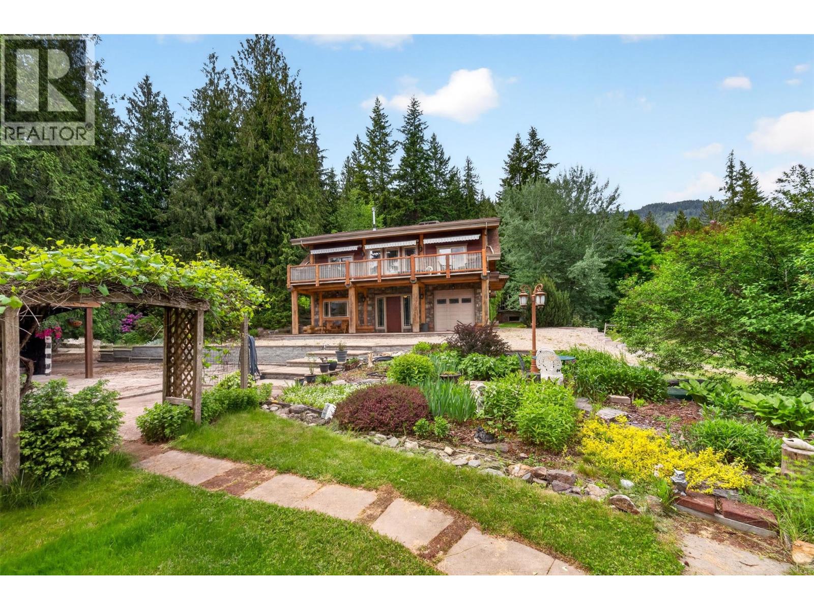 2030 Solsqua-Sicamous Road, Sicamous, British Columbia  V0E 2V4 - Photo 53 - 10389511