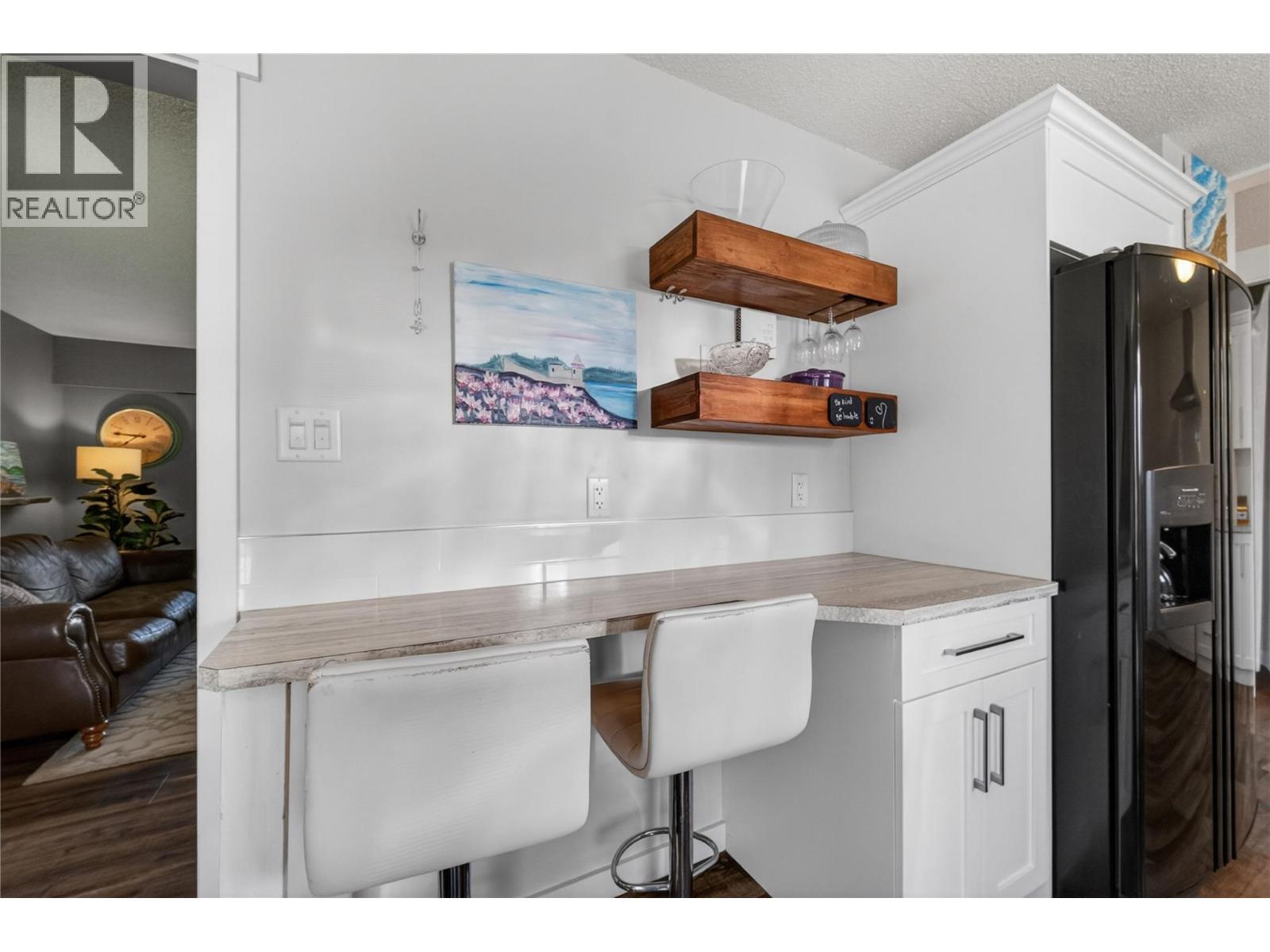 691 3 Street, Salmon Arm, British Columbia  V1E 4G9 - Photo 10 - 10389492