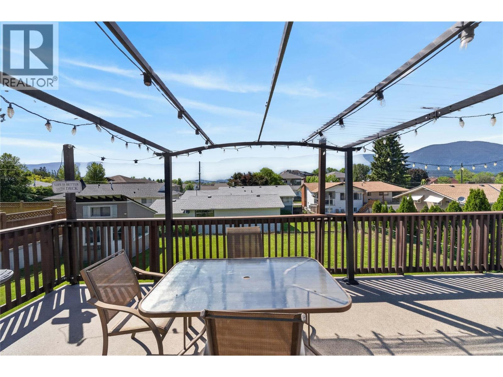 691 3 Street, Salmon Arm, British Columbia  V1E 4G9 - Photo 39 - 10389492