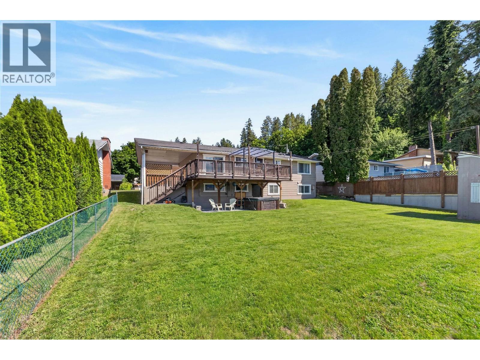 691 3 Street, Salmon Arm, British Columbia  V1E 4G9 - Photo 46 - 10389492