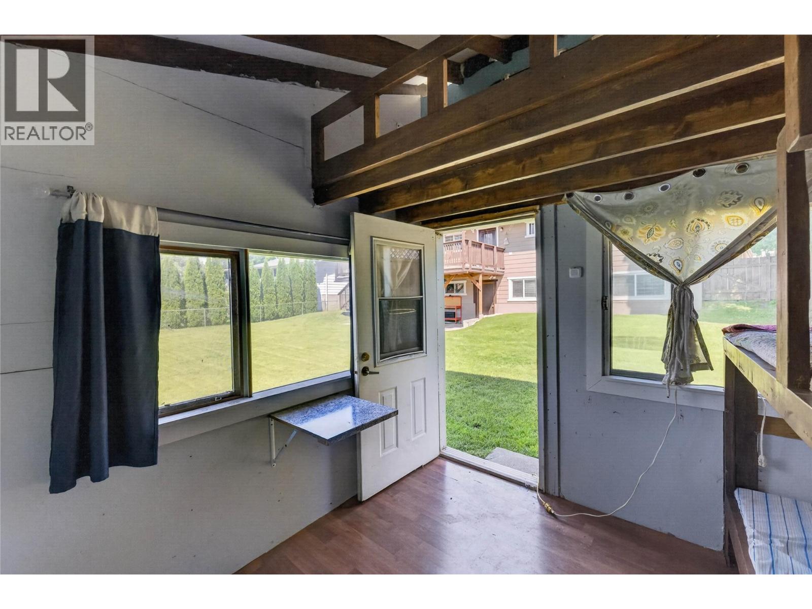 691 3 Street, Salmon Arm, British Columbia  V1E 4G9 - Photo 56 - 10389492