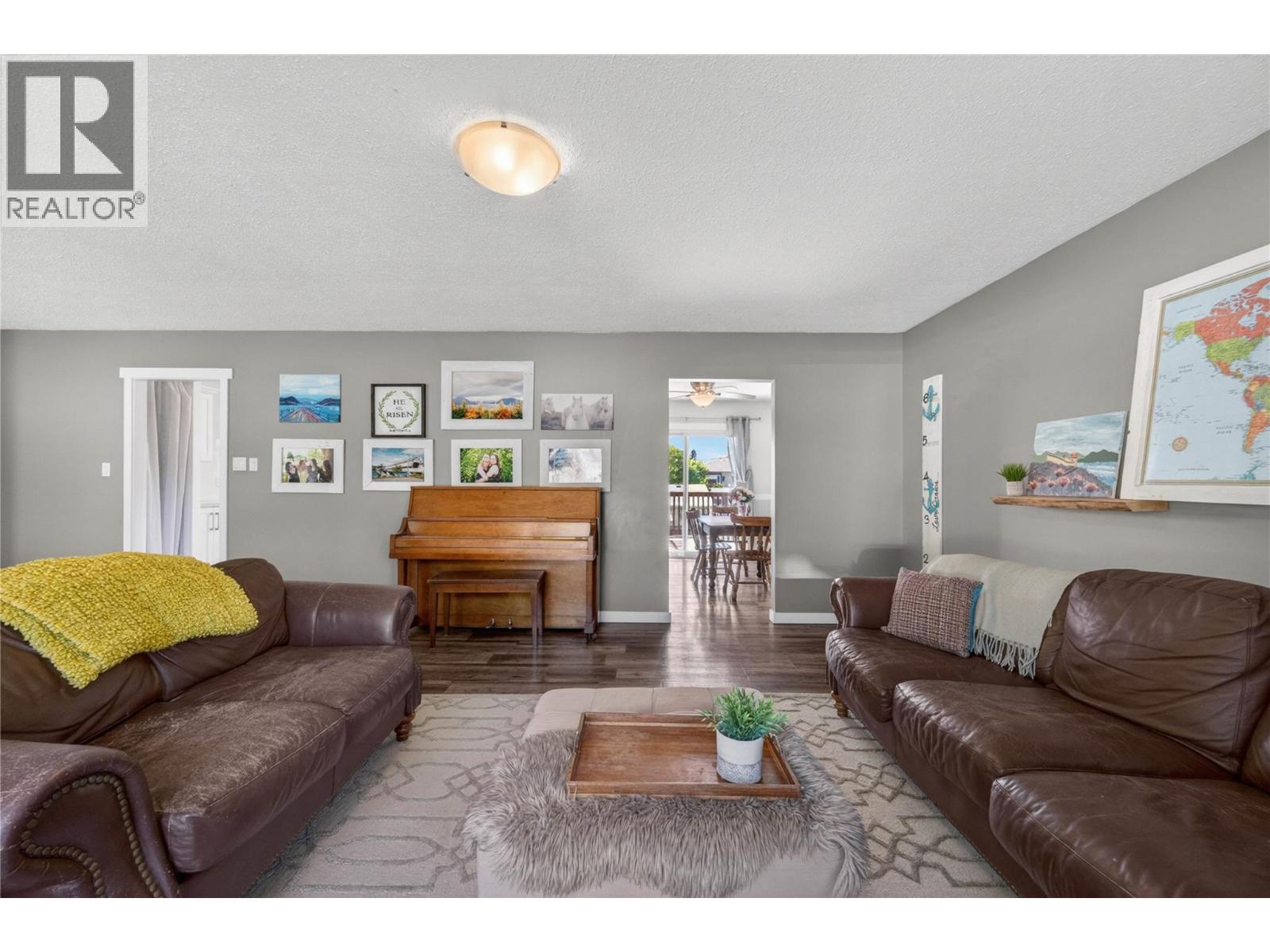 691 3 Street, Salmon Arm, British Columbia  V1E 4G9 - Photo 6 - 10389492
