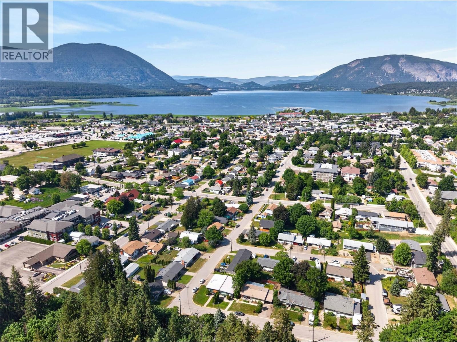 691 3 Street, Salmon Arm, British Columbia  V1E 4G9 - Photo 62 - 10389492