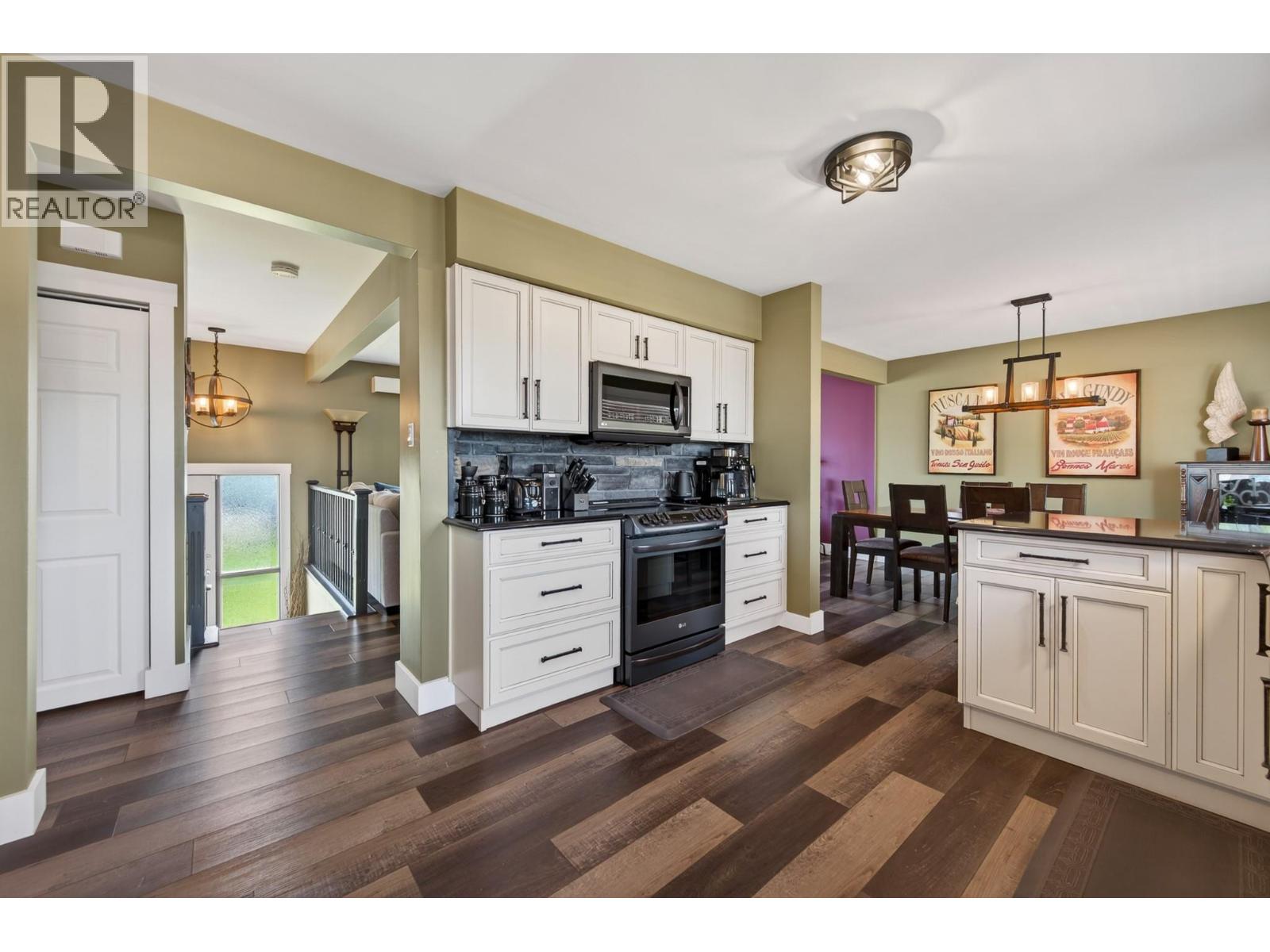 976 Holt Street, Kamloops, British Columbia  V2B 5G9 - Photo 11 - 10389819