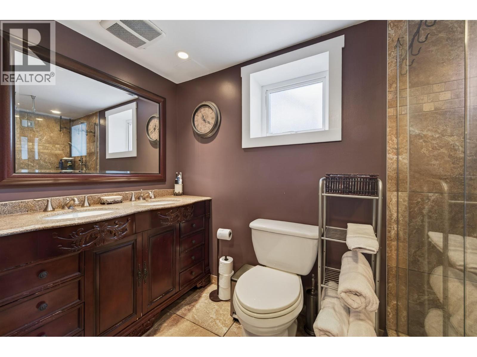 976 Holt Street, Kamloops, British Columbia  V2B 5G9 - Photo 25 - 10389819