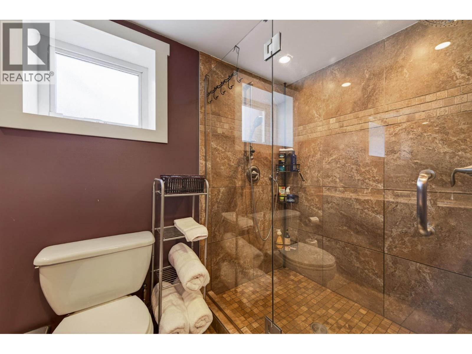 976 Holt Street, Kamloops, British Columbia  V2B 5G9 - Photo 26 - 10389819