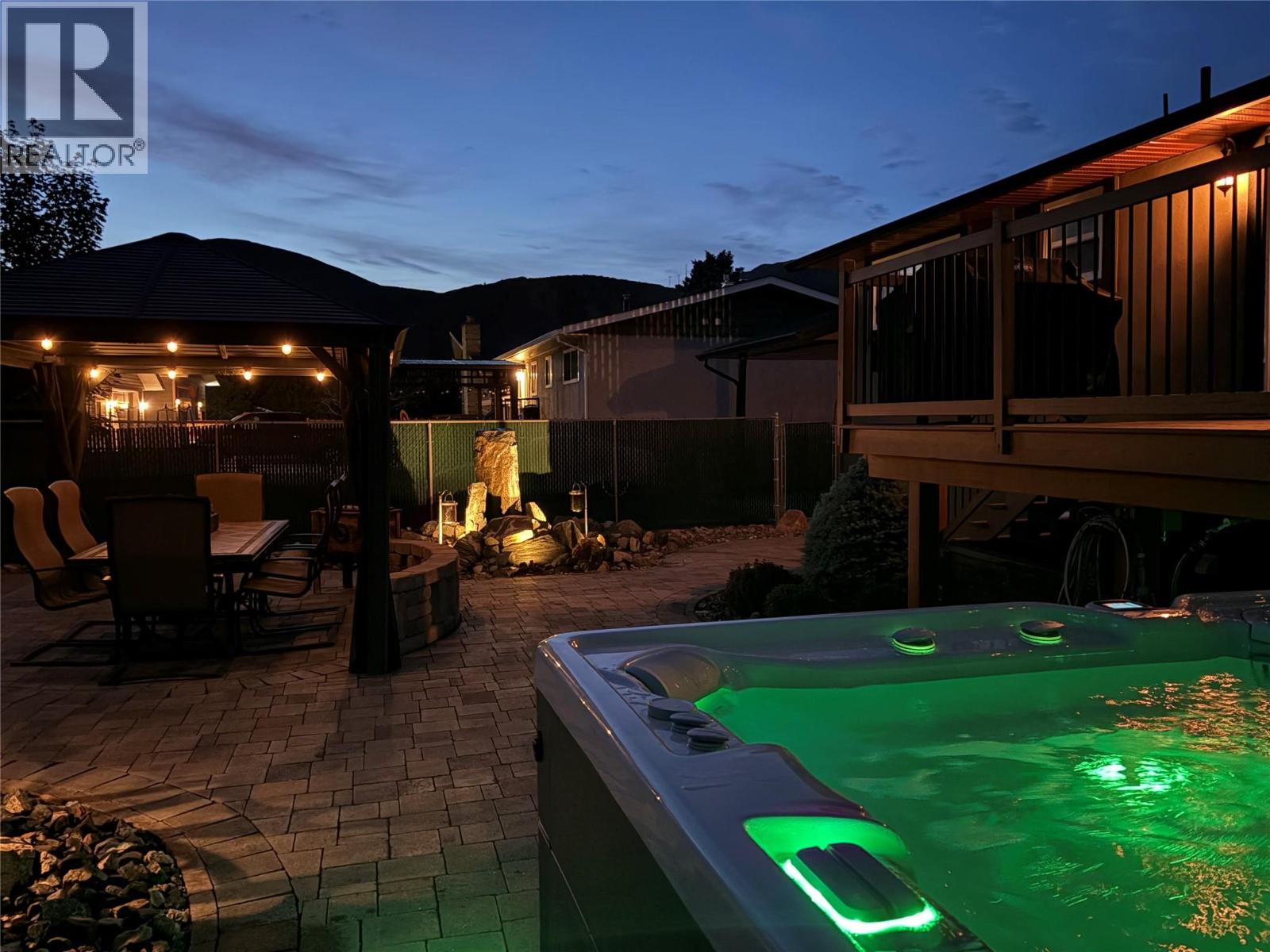 976 Holt Street, Kamloops, British Columbia  V2B 5G9 - Photo 40 - 10389819