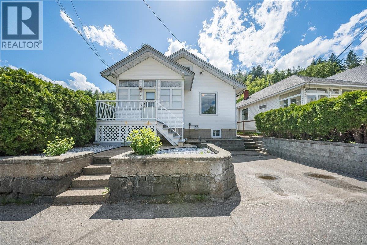 426 Austad Lane, Trail, British Columbia  V1R 3K6 - Photo 1 - 10389474