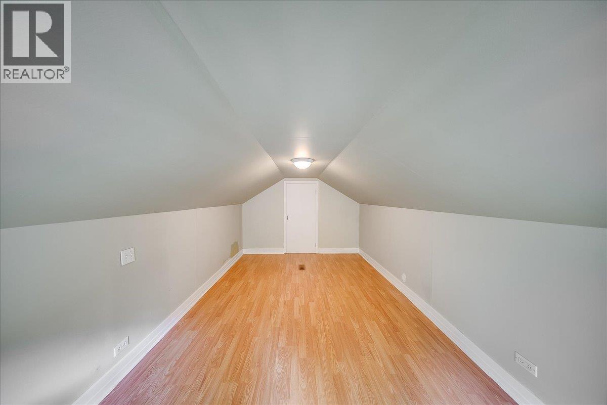 426 Austad Lane, Trail, British Columbia  V1R 3K6 - Photo 19 - 10389474