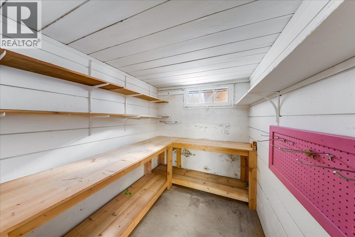 426 Austad Lane, Trail, British Columbia  V1R 3K6 - Photo 24 - 10389474