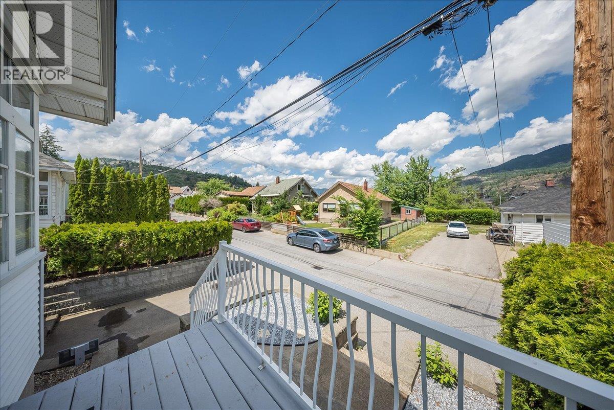 426 Austad Lane, Trail, British Columbia  V1R 3K6 - Photo 27 - 10389474