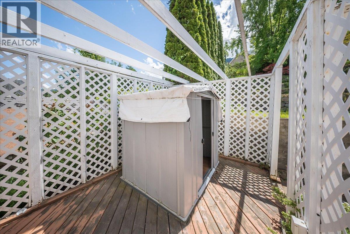 426 Austad Lane, Trail, British Columbia  V1R 3K6 - Photo 30 - 10389474