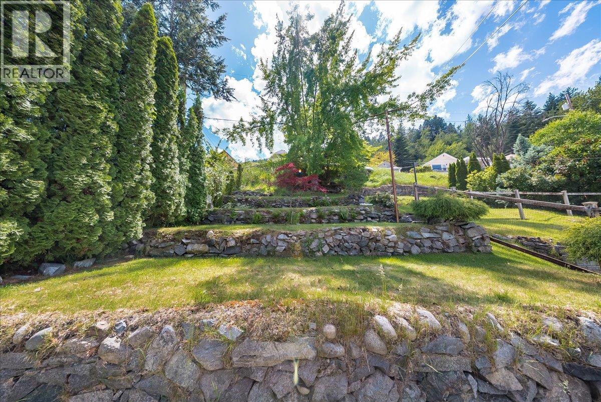 426 Austad Lane, Trail, British Columbia  V1R 3K6 - Photo 34 - 10389474