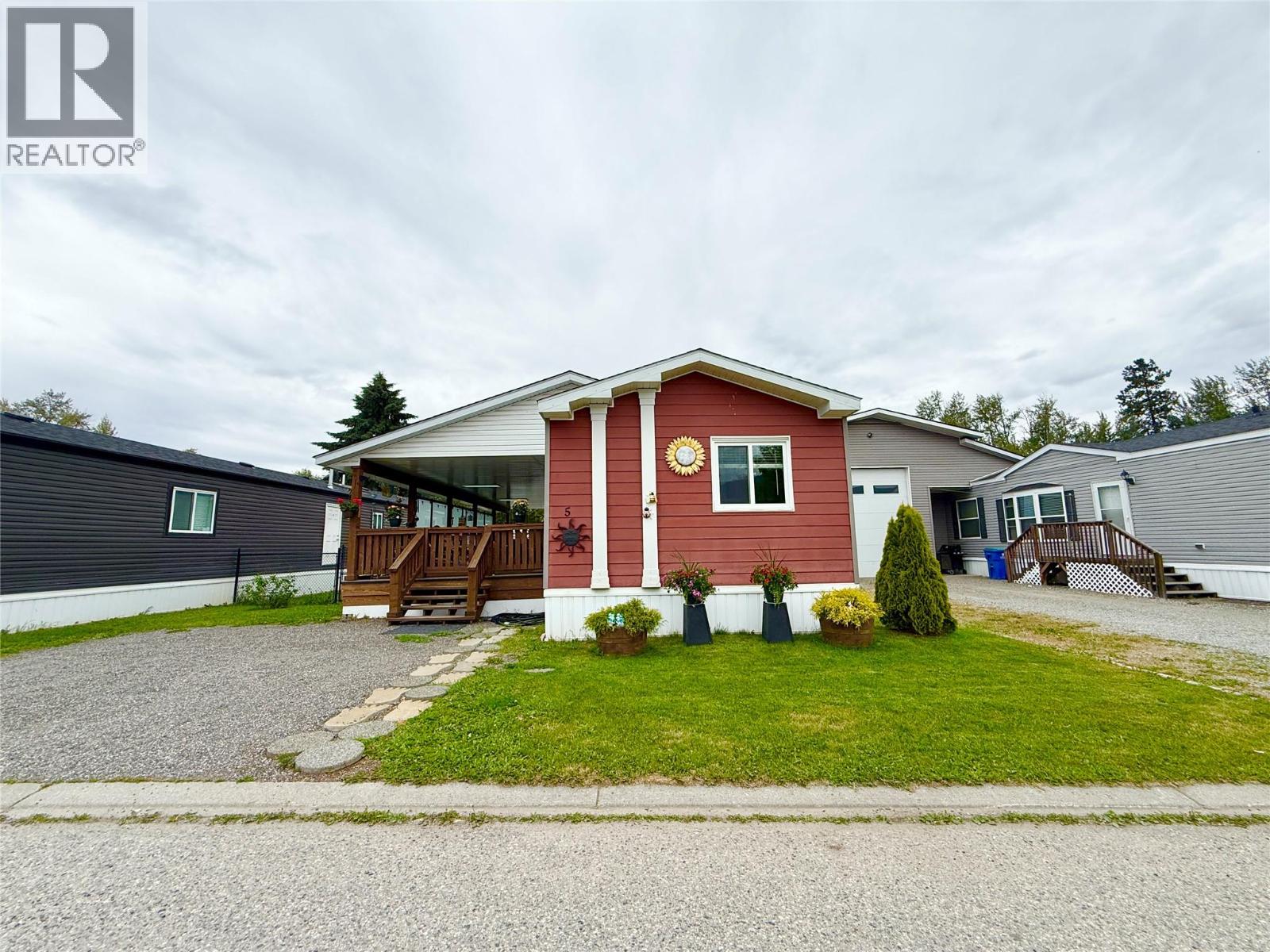 8945 Highway 97 N Highway Unit# 5, Kelowna, British Columbia  V4V 1E8 - Photo 2 - 10388890