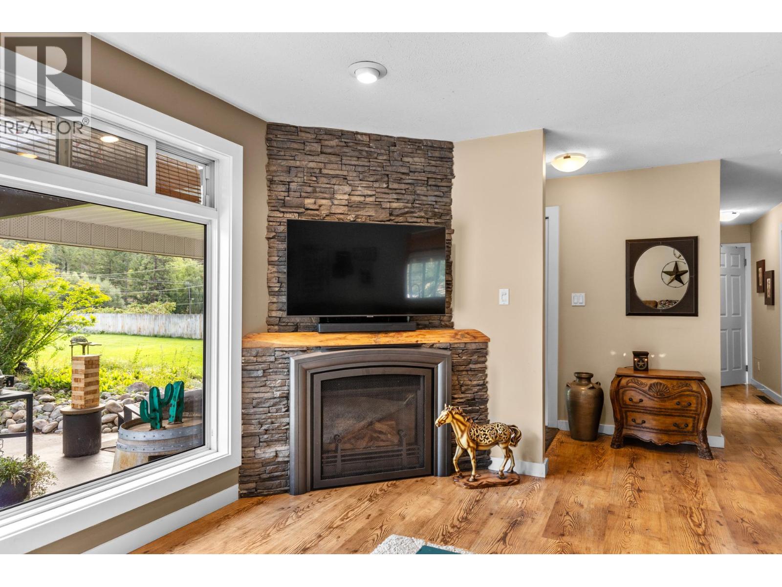 602 Johnson Crescent, Oliver, British Columbia  V0H 1T5 - Photo 10 - 10389762