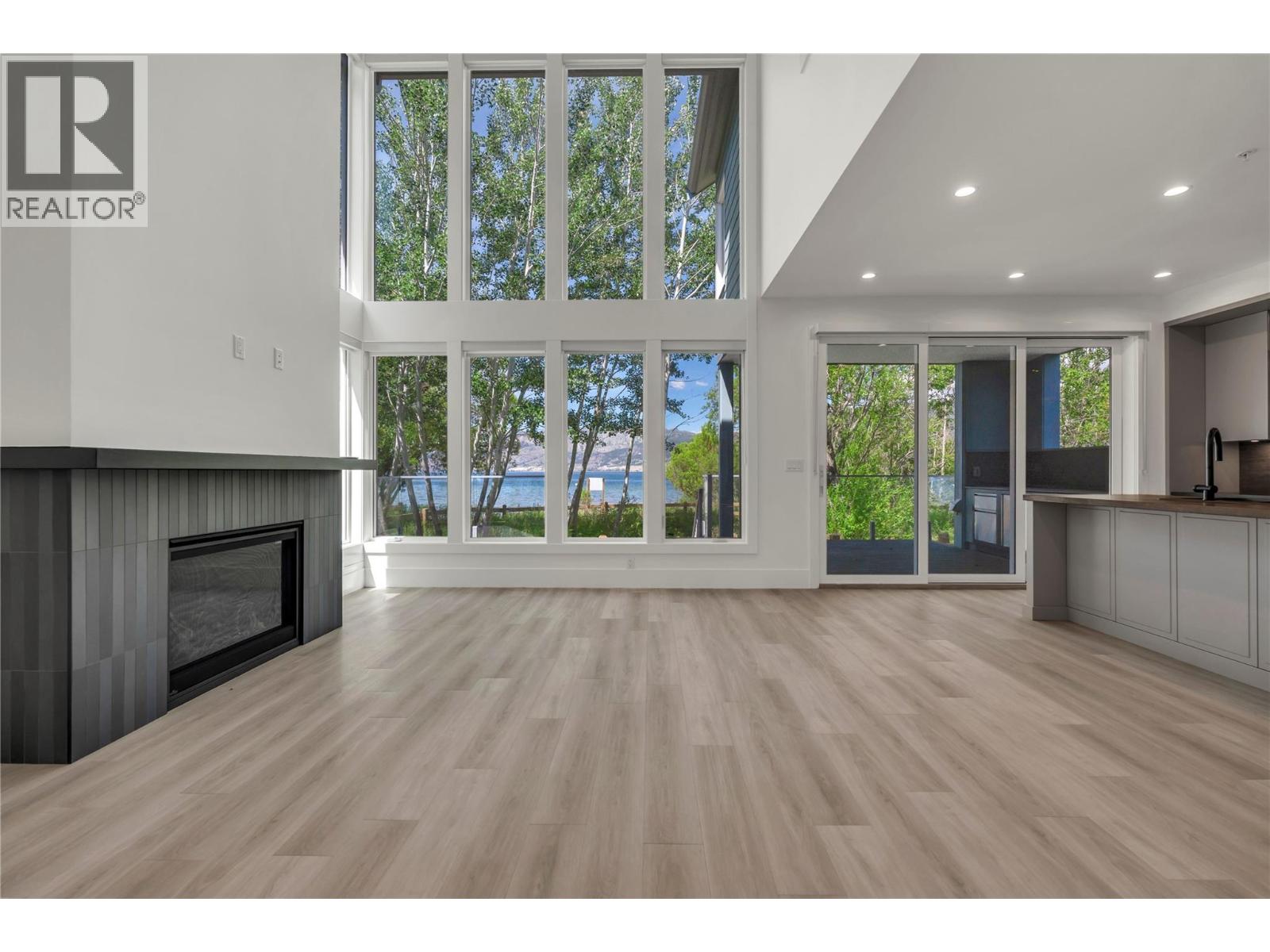 3120 Landry Crescent, Summerland, British Columbia  V0H 1Z9 - Photo 5 - 10389735